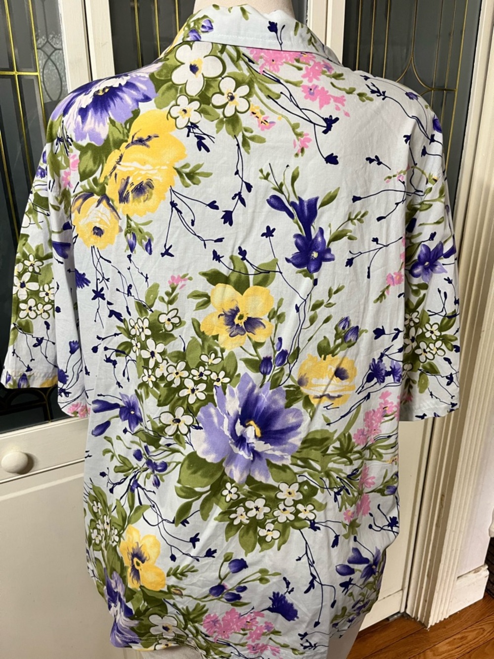 Erika Woman 3X Floral Button Front Blouse Cottagecore Plus Size 90’s Top - Picture 6 of 7